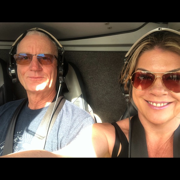 Meet your Posher, Laura - Picture 1 of 1